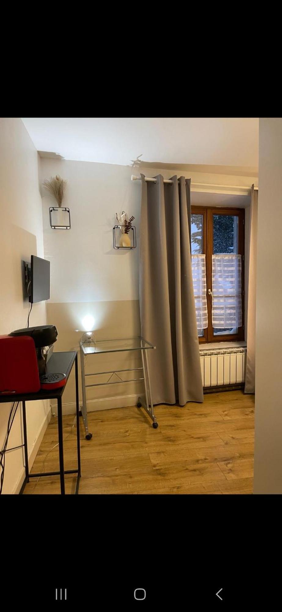 Relais St Laurent Chevreuse Ruang foto